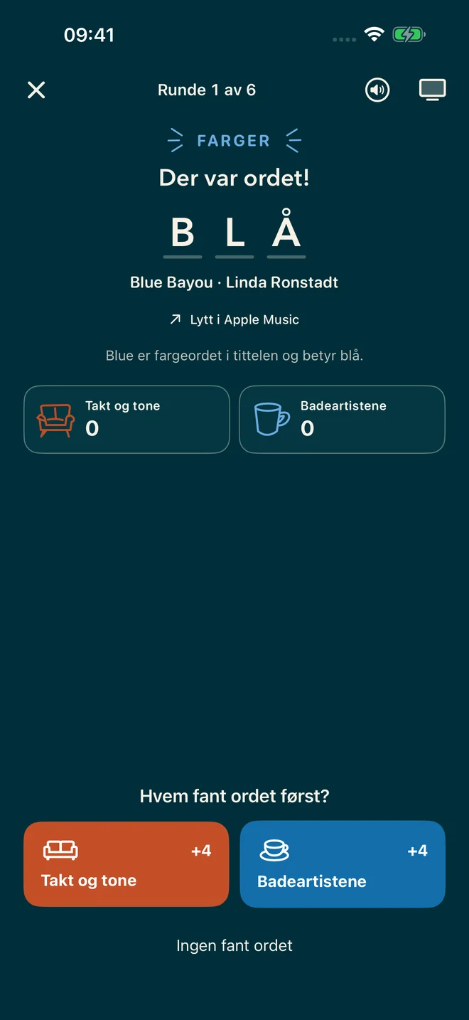Ekte appskjerm med svaret Blå og knapper for lagpoeng